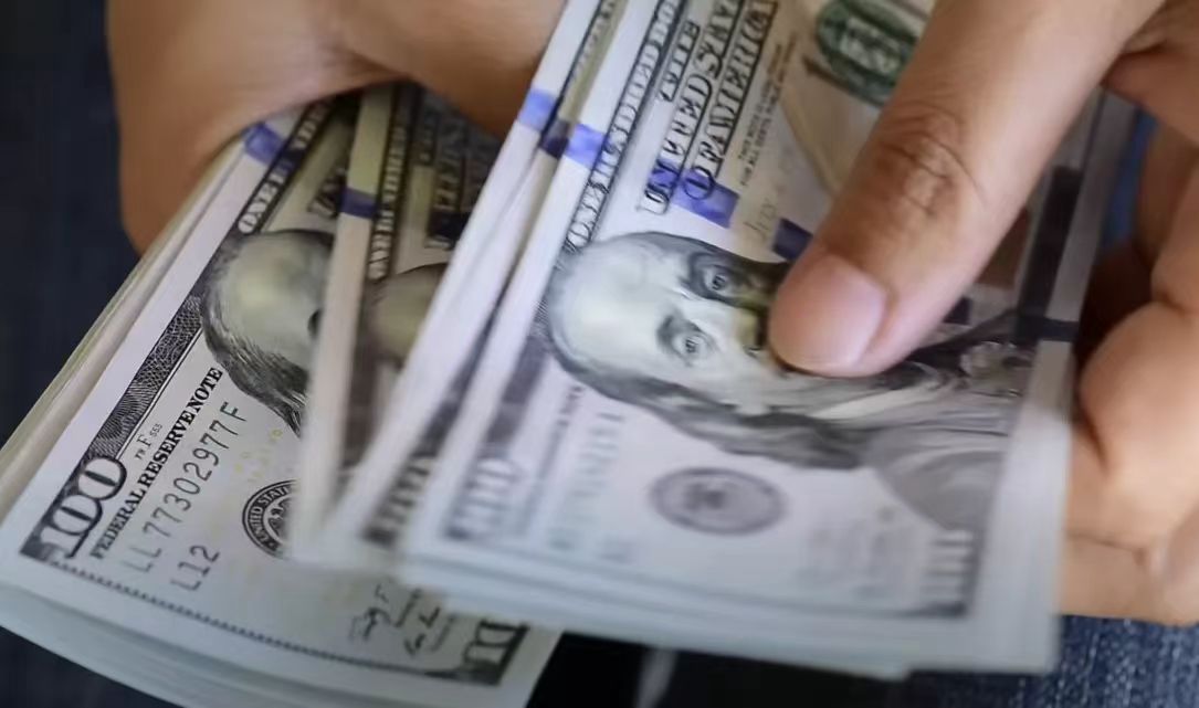 Pepperstone官网：澳元兑美元走势分析：多重因素交织下的市场博弈​(图1)